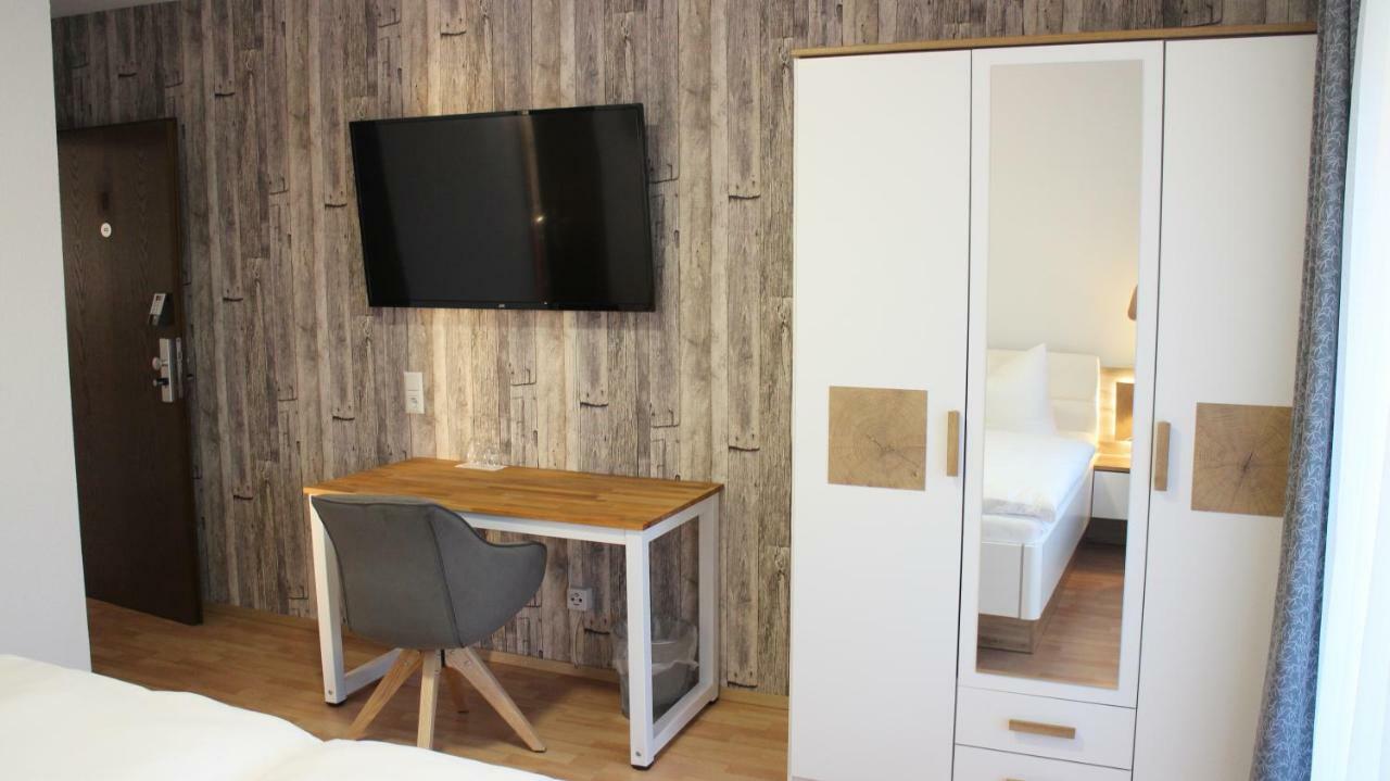 Hotel Glas Schwarzwald Fluorn-Winzeln Bagian luar foto